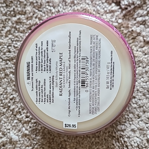 RADIANT RED MAPLE 3 Wick Candle Bath and Body Works - Picture 6 of 6